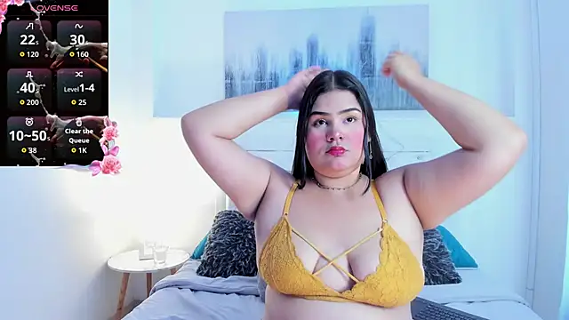 LucyColleen online show from October 2025 06:43:01 PM