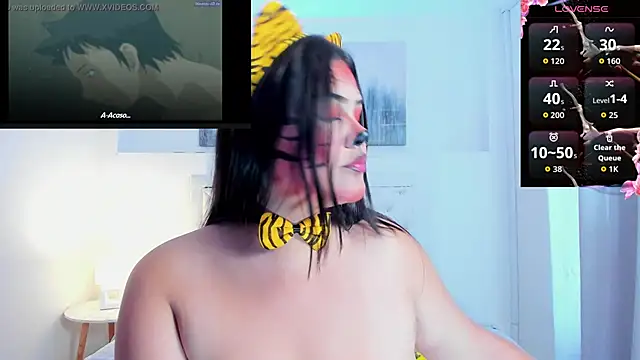 LucyColleen online show from October 2025 07:03:02 PM