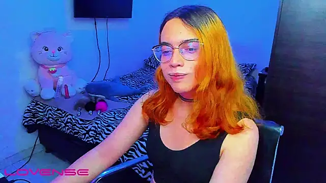 lillykittyy online show from November 2025 12:32:01 AM