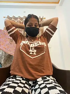 Snapshot of misharani00 chatting on October 2025 01:03:02 PM misharani00 online show from October 2025 01:03:02 PM