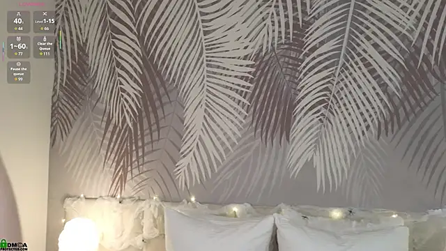 Snapshot of LolaPrise chatting on October 2025 01:41:02 AM LolaPrise online show from October 2025 01:41:02 AM