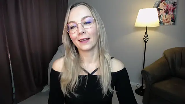 Snapshot of Ava_Elior chatting on October 2025 12:22:02 PM Ava Elior online show from October 2025 12:22:02 PM