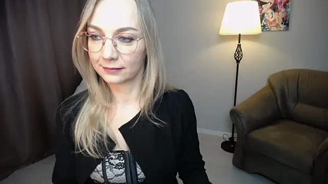 Snapshot of Ava_Elior chatting on October 2025 09:55:02 AM Ava Elior online show from October 2025 09:55:02 AM