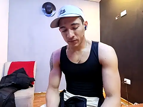 jhonny thes28 online show from November 2025 12:44:01 AM