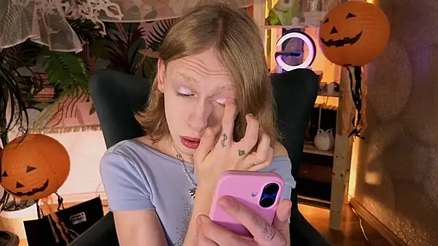 BarbieRichy online show from October 2025 05:30:01 AM