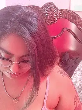 Snapshot of Lovelyrainn chatting on October 2025 07:25:01 PM Lovelyrainn online show from October 2025 07:25:01 PM