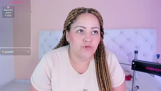 katte landerr online show from October 2025 01:06:02 PM