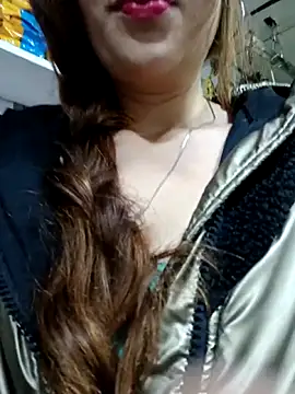 Snapshot of miss_berlyn chatting on October 2025 02:12:02 AM miss berlyn online show from October 2025 02:12:02 AM