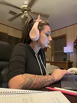 jflyyy online show from November 2025 01:17:02 AM