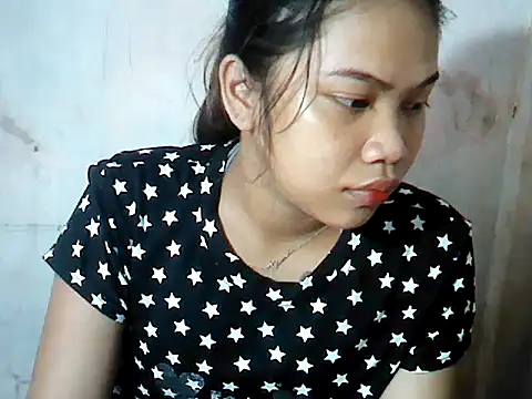 Snapshot of MorenaLovelyPinay24 chatting on November 2025 04:39:02 AM MorenaLovelyPinay24 online show from November 2025 04:39:02 AM