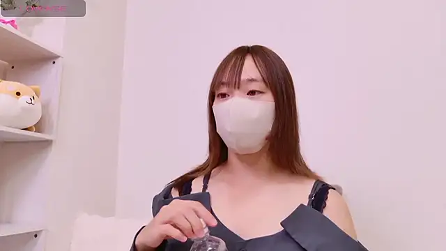 mitsuri chan love online show from November 2025 05:34:01 PM