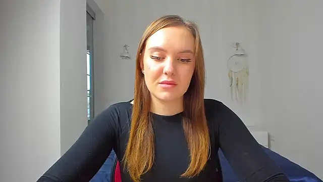 EmmaNorman online show from October 2025 02:10:01 PM