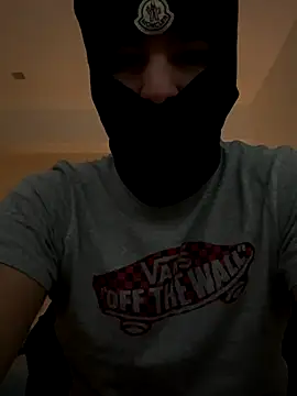 Snapshot of Gibbyyy_ chatting on November 2025 02:06:01 PM Gibbyyy online show from November 2025 02:06:01 PM