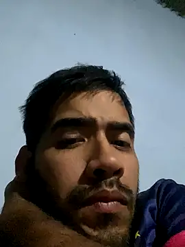 Snapshot of Emabracamonte95 chatting on November 2025 10:21:01 PM Emabracamonte95 online show from November 2025 10:21:01 PM