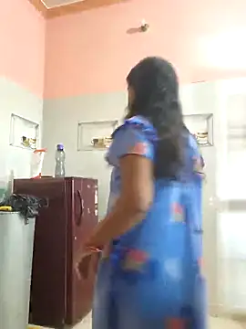 Snapshot of Sonalihot_ chatting on October 2025 04:10:02 AM Sonalihot online show from October 2025 04:10:02 AM