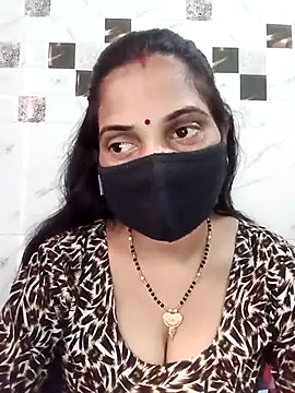 Snapshot of Payal-001 chatting on October 2025 09:48:01 AM Payal-001 online show from October 2025 09:48:01 AM