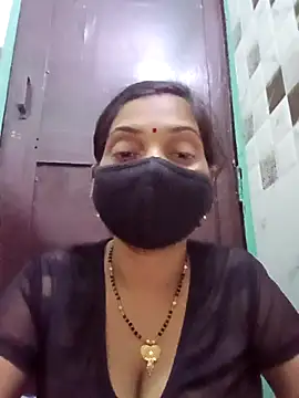 Snapshot of Payal-001 chatting on October 2025 09:53:02 PM Payal-001 online show from October 2025 09:53:02 PM