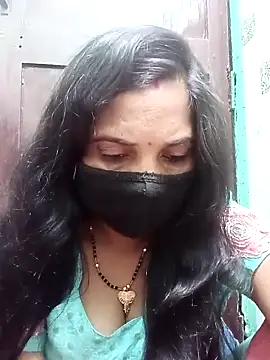 Snapshot of Payal-001 chatting on November 2025 01:02:01 PM Payal-001 online show from November 2025 01:02:01 PM