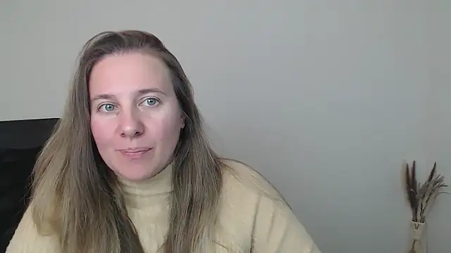 Darklure  online show from November 2025 02:07:02 PM