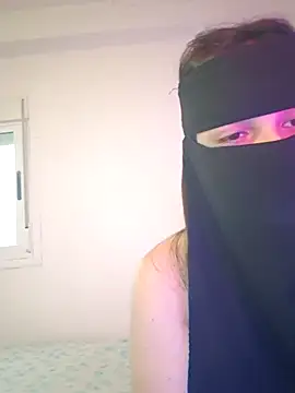 Snapshot of Lavanarabica chatting on November 2025 04:17:02 PM Lavanarabica online show from November 2025 04:17:02 PM