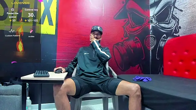 Snapshot of Damian_Shakur chatting on September 2025 11:15:01 AM Damian Shakur online show from September 2025 11:15:01 AM