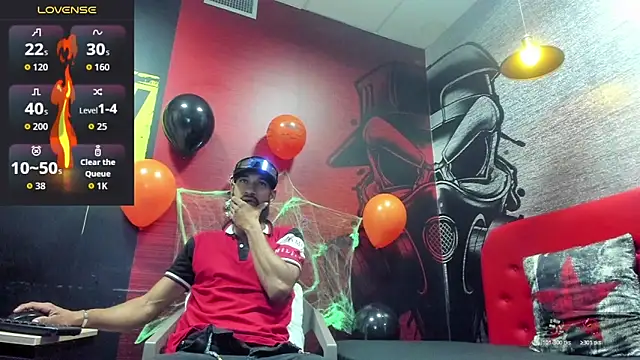 Snapshot of Damian_Shakur chatting on October 2025 11:21:01 AM Damian Shakur online show from October 2025 11:21:01 AM