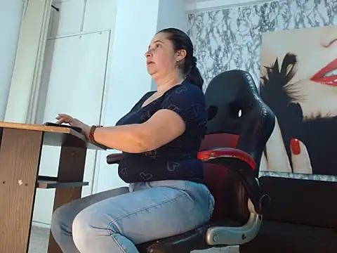 mariani smith online show from October 2025 11:52:02 AM