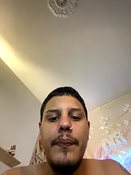 Niico Robiin  online show from September 2025 04:00:01 AM