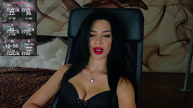 Snapshot of NaomiScarlet chatting on October 2025 07:31:02 AM NaomiScarlet online show from October 2025 07:31:02 AM