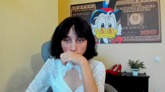 Snapshot of Marri-Stella chatting on October 2025 08:46:02 AM Marri-Stella online show from October 2025 08:46:02 AM