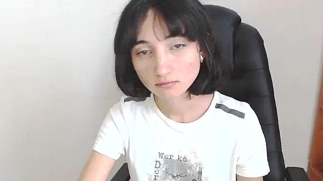 Snapshot of Marri-Stella chatting on November 2025 09:31:01 AM Marri-Stella online show from November 2025 09:31:01 AM