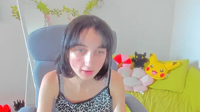 Snapshot of Marri-Stella chatting on November 2025 09:21:01 AM Marri-Stella online show from November 2025 09:21:01 AM