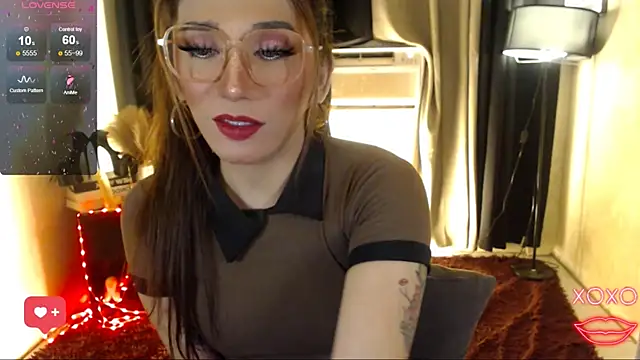 Snapshot of precious_RoseDoll chatting on October 2025 05:38:02 AM precious RoseDoll online show from October 2025 05:38:02 AM