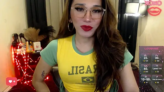 Snapshot of precious_RoseDoll chatting on November 2025 01:27:01 AM precious RoseDoll online show from November 2025 01:27:01 AM