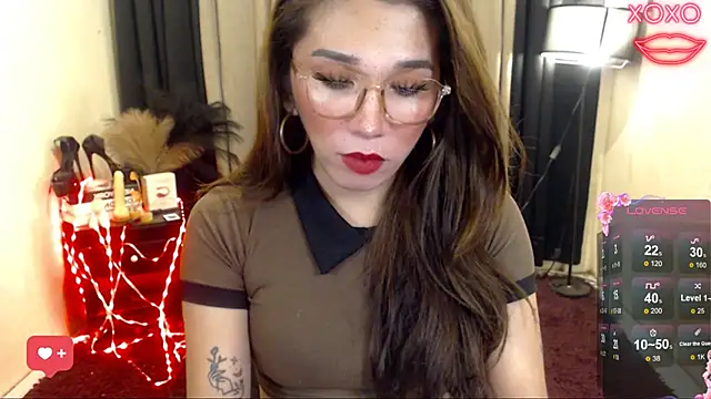 Snapshot of precious_RoseDoll chatting on November 2025 01:27:01 AM precious RoseDoll online show from November 2025 01:27:01 AM