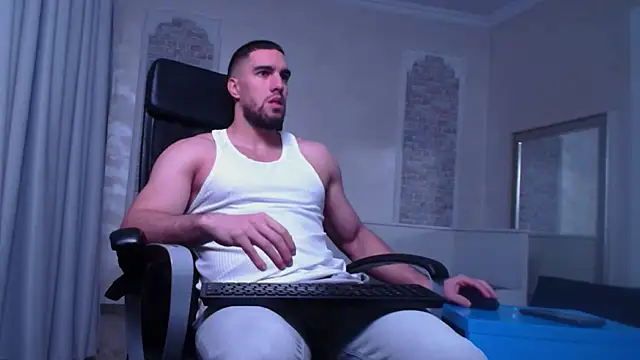 IvanHydee online show from October 2025 04:55:01 AM