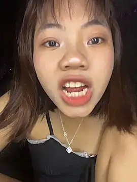 NinaChu online show from October 2025 03:40:01 PM