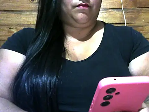 Snapshot of MARRENTINHA34 chatting on November 2025 01:10:01 PM MARRENTINHA34 online show from November 2025 01:10:01 PM