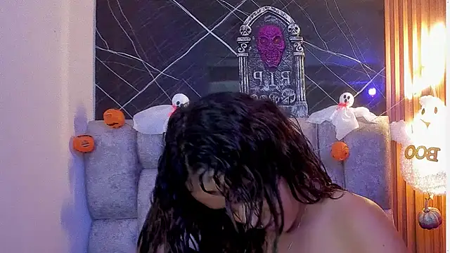 roxanne dl online show from October 2025 12:45:01 PM