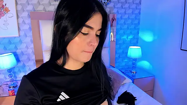 Sasha  sims   online show from October 2025 11:49:02 AM