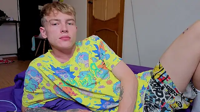 Snapshot of callmealexthx chatting on September 2025 08:19:01 PM callmealexthx online show from September 2025 08:19:01 PM