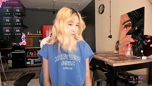 Snapshot of Korean_blink chatting on December 2025 06:01:02 AM Korean blink online show from December 2025 06:01:02 AM