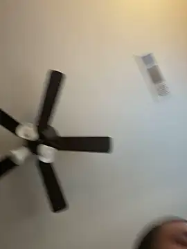 Snapshot of pnwzo chatting on November 2025 09:14:02 PM pnwzo online show from November 2025 09:14:02 PM