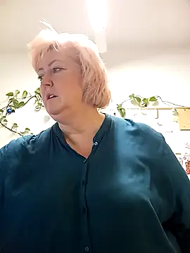 Snapshot of TerezaVelvet chatting on September 2025 05:12:01 AM TerezaVelvet online show from September 2025 05:12:01 AM