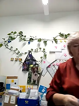 Snapshot of TerezaVelvet chatting on October 2025 09:51:02 AM TerezaVelvet online show from October 2025 09:51:02 AM