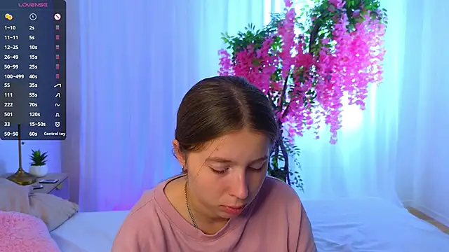 CatherineRichards online show from September 2025 08:26:01 AM