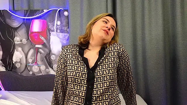ElizabethDixon online show from September 2025 07:17:02 PM