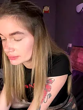 TechnooBabyy online show from October 2025 04:51:02 PM