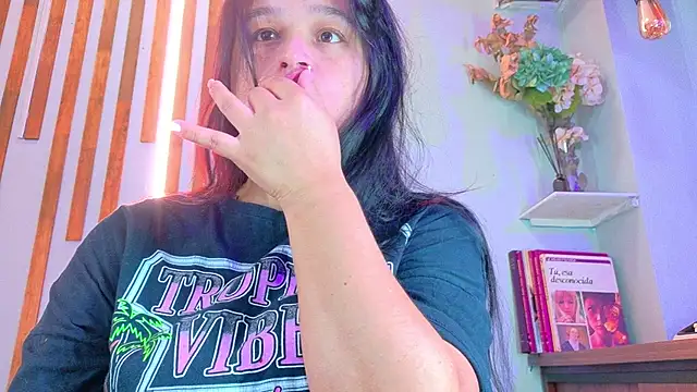 Jennifer Vega1 online show from October 2025 09:37:01 PM