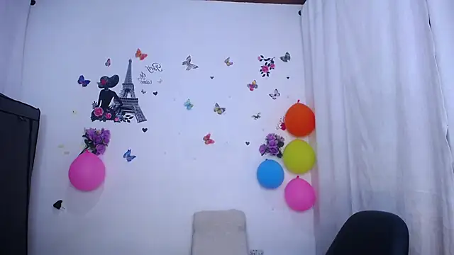 Snapshot of ValeriaHairy chatting on October 2025 06:28:02 PM ValeriaHairy online show from October 2025 06:28:02 PM